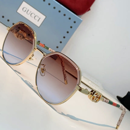 GUCCI 26S POLYGONAL FRAME IN METAL 426440