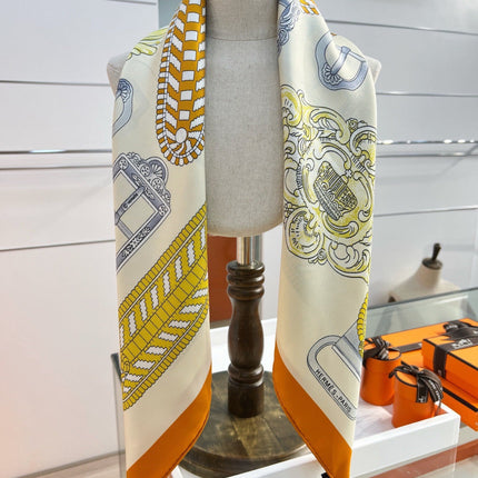HERMES 26S PRINTED SQUARE SCARF 88 IN SILK 309938