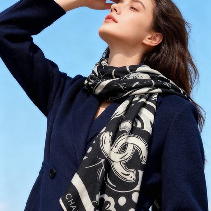 CHANEL 26S SCARF 140 IN SILK 311980