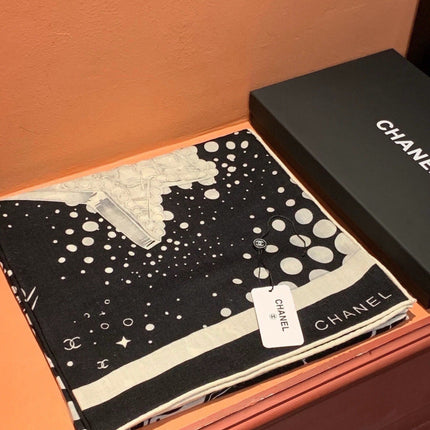 CHANEL 26S SCARF 140 IN SILK 311980