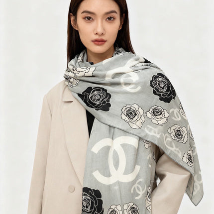 CHANEL 26S SCARF 140 IN SILK AND CASHMERE 313318