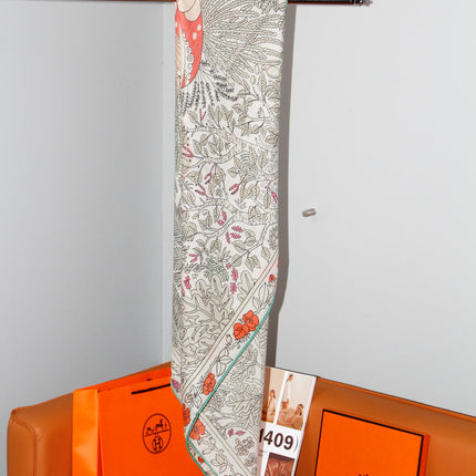 HERMES 26S SCARF 135 IN SILK AND CASHMERE 492453