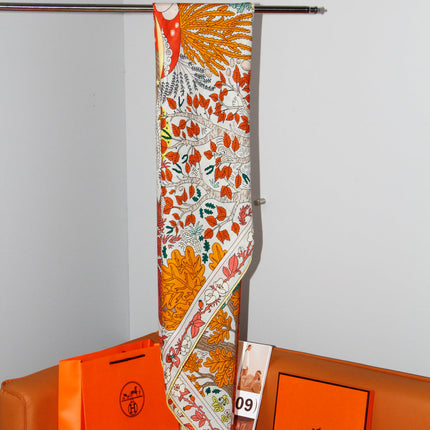 HERMES 26S SCARF 135 IN SILK AND CASHMERE 492455