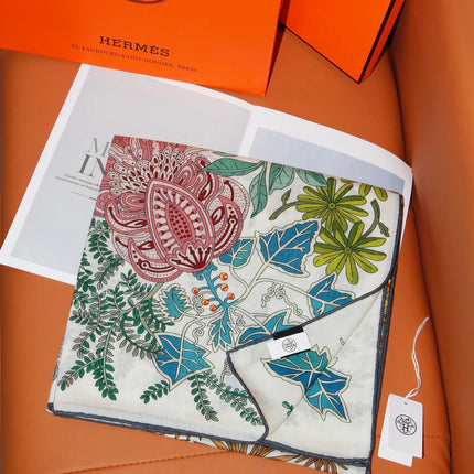 HERMES 26S SCARF 135 IN SILK AND CASHMERE 499967