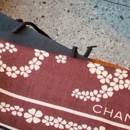 CHANEL 26S SCARF 140 IN SILK AND CASHMERE 509443