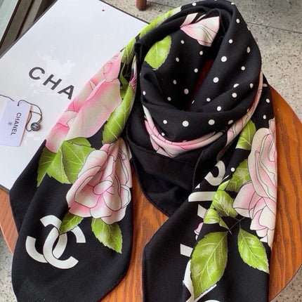 CHANEL 26S SCARF 140 IN SILK AND CASHMERE 509465