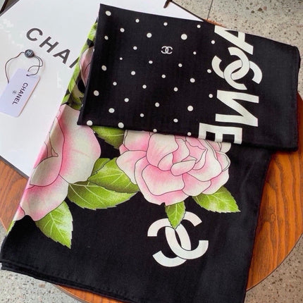 CHANEL 26S SCARF 140 IN SILK AND CASHMERE 509465