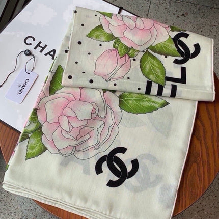CHANEL 26S SCARF 140 IN SILK AND CASHMERE 509466