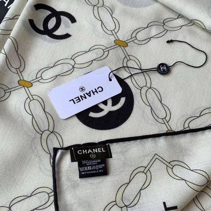 CHANEL 26S SCARF 135 IN SILK AND CASHMERE 511052