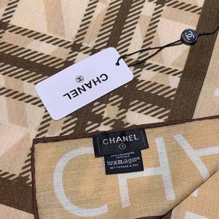 CHANEL 26S SCARF 140 IN SILK AND CASHMERE 510954