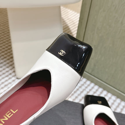 CHANEL 25S SQUARE-TOE HIGH HEELS 90MM IN WHITE AND BLACK CALFSKIN