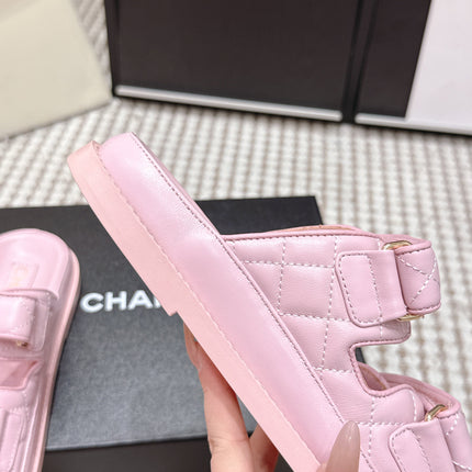 CHANEL 26S SANDALS IN LIGHT PINK CALFSKIN