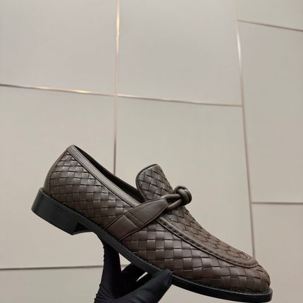 BOTTEGA VENETA 26S LOAFERS IN BROWN TECHNICAL WOVEN CALFSKIN