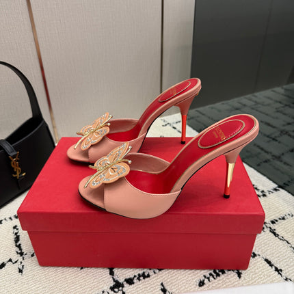 VALENTINO 26S BUTTERFLY HEEL SANDALS IN NUDE PINK CALFSKIN