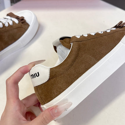 MIUMIU 25S SNEAKERS IN EARTH BROWN SUEDE