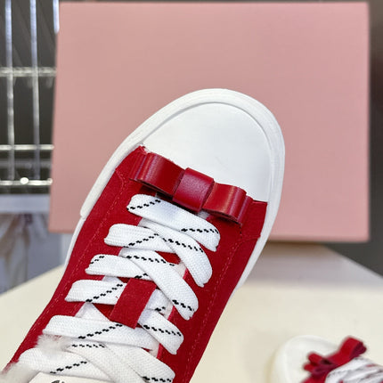 MIUMIU 25S SNEAKERS IN DARK RED SUEDE WITH SHEARLING