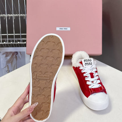 MIUMIU 25S SNEAKERS IN DARK RED SUEDE WITH SHEARLING