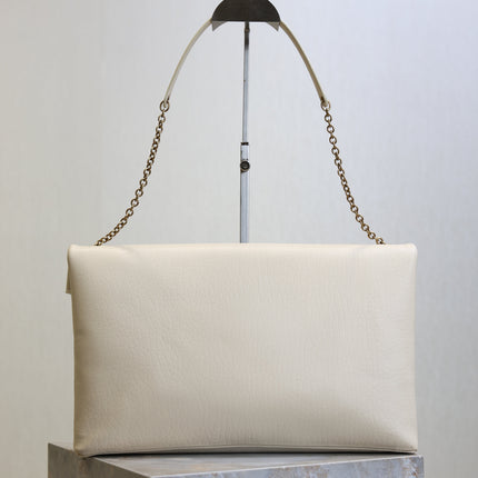 YSL 25S CASSANDRE ENVELOPE MESSENGER 35 IN BLANC VINTAGE LAMBSKIN GOLD HARDWARE