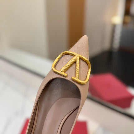 VALENTINO 26S BALLET FLATS IN NUDE GRAINED CALFSKIN WITH GOLD HARDWARE