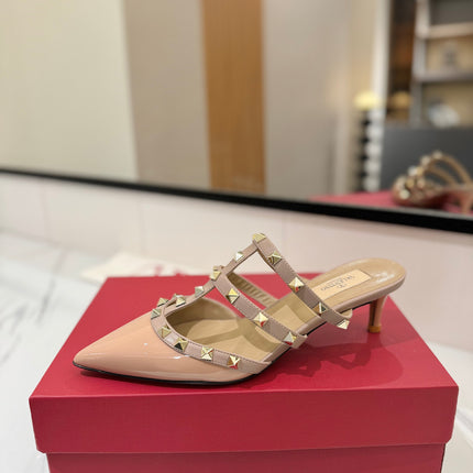 VALENTINO 26S STUDDED HEELED MULES 50 MM IN BEIGE PINK PATENT CALFSKIN
