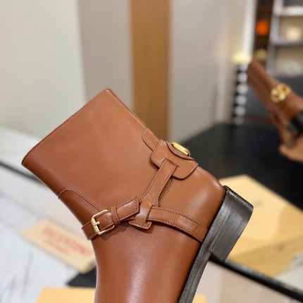 VALENTINO 25S PATTIE ANKLE BOOTS IN BROWN CALFSKIN WITH GOLD HARDWARE
