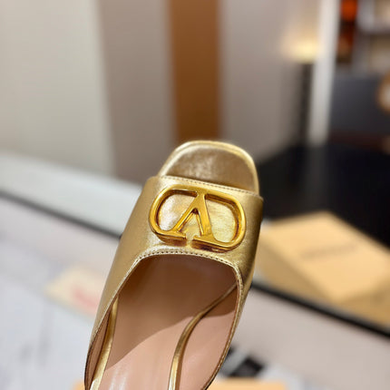 VALENTINO 26S HEEL SANDALS 100 MM IN METALLIC GOLD CALFSKIN WITH GOLD HARDWARE