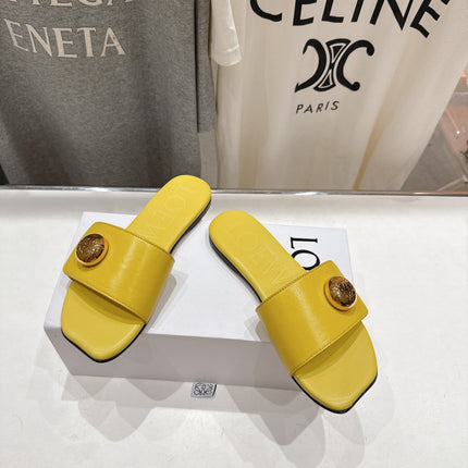 LOEWE 26S PEBBLE SLIDE IN YELLOW CALFSKIN GOLD HARDWARE