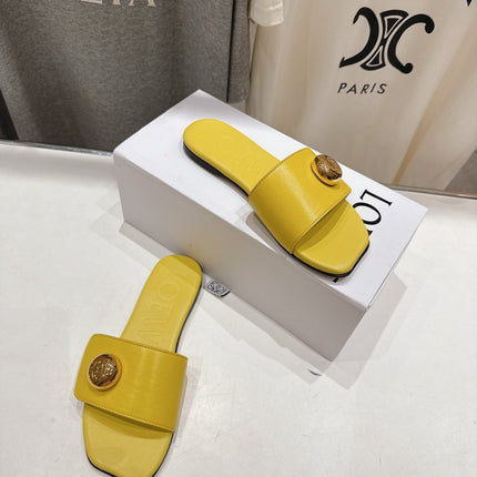 LOEWE 26S PEBBLE SLIDE IN YELLOW CALFSKIN GOLD HARDWARE