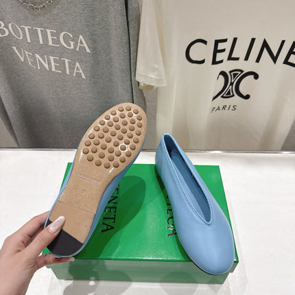 BOTTEGA VENETA 26S BALLET FLATS IN PASTEL BLUE LAMBSKIN