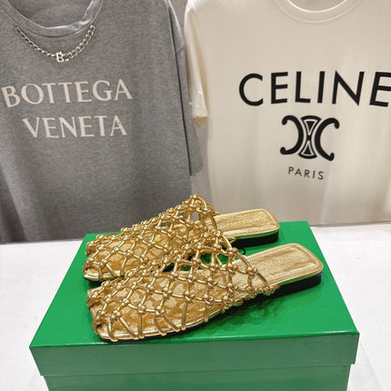 BOTTEGA VENETA 26S WOVEN MULES IN GOLD LAMBSKIN