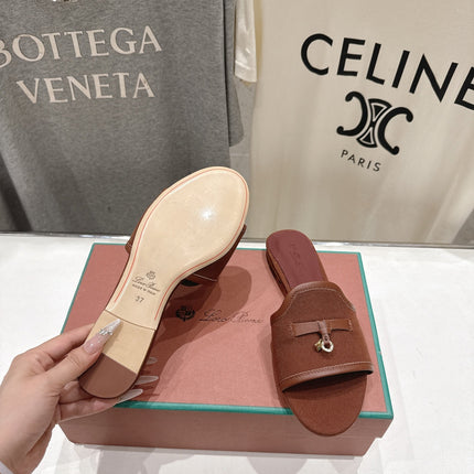 LP 26S SLIDES IN DARK BROWN CANVAS AND CALFSKIN