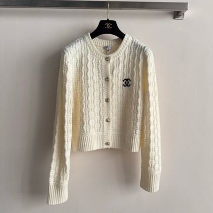 CHANEL 25S KNITTED SWEATER 628