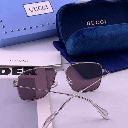 GUCCI 26S RECTANGULAR FRAME IN METAL 424707