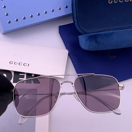 GUCCI 26S RECTANGULAR FRAME IN METAL 424707