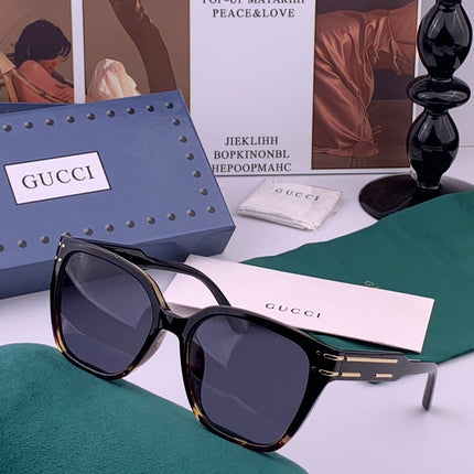 GUCCI 26S SQUARE FRAME IN ACETATE 426552