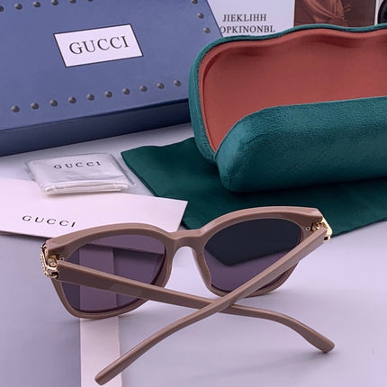 GUCCI 26S SQUARE FRAME IN ACETATE 426555