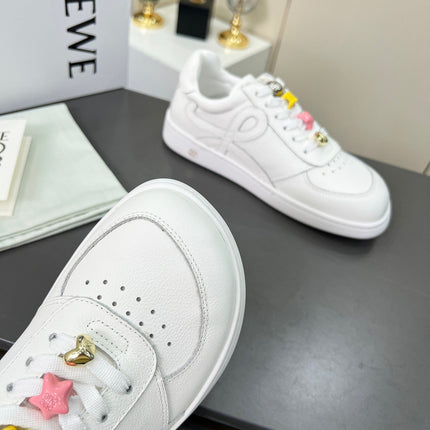 LOEWE 26S LOW TOP SNEAKERS IN WHITE CALFSKIN WITH CHARM LACES