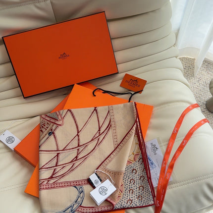 HERMES 26S SCARF 140 IN SILK AND CASHMERE 498305