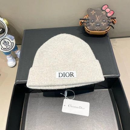 KNITTED BEANIE HAT IN IVORY BEIGE WOOL AND RABBIT FUR 439677