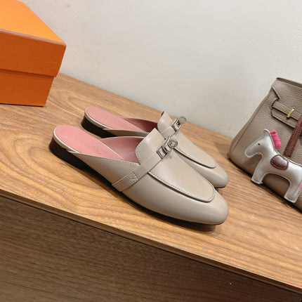 HM 26S KELLY MULE IN GREY BEIGE CALFSKIN SILVER HARDWARE
