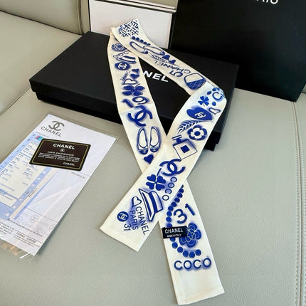 CHANEL 26S TWILLY SCARF 120 IN SILK 502602