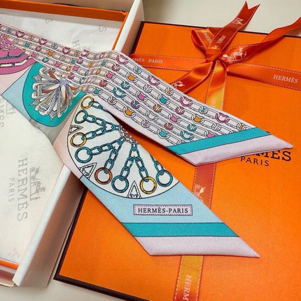 HERMES 26S TWILLY SCARF 86 IN SILK 492643