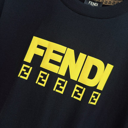 FENDI 26S SHORT SLEEVE T-SHIRT 092