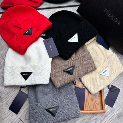 BEANIE HAT IN WHITE WOOL AND RABBIT FUR 342037