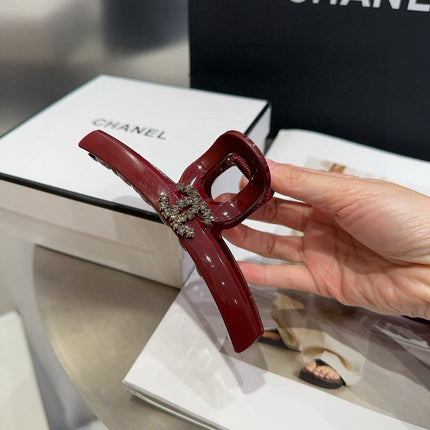 CHANEL 26S HAIR CLIP IN RED ACETATE 512103