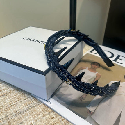 CHANEL 26S HEADBAND IN BLACK LACE FABRIC 505322