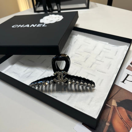 CHANEL 26S HAIR CLIP IN BLACK ACETATE 512122