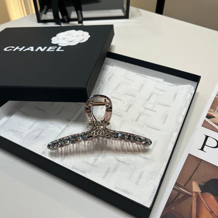CHANEL 26S HAIR CLIP IN BROWN ACETATE 512121