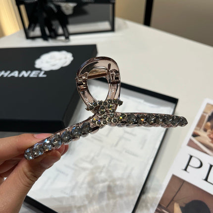 CHANEL 26S HAIR CLIP IN BROWN ACETATE 512121
