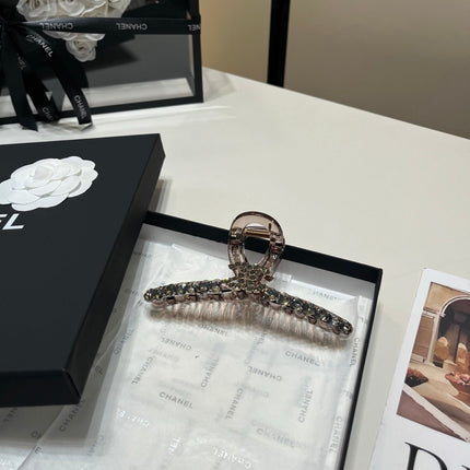 CHANEL 26S HAIR CLIP IN BROWN ACETATE 512121